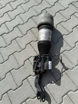 Mercedes A2133202100 ADS Airmatic Stoßdämpfer Vorne Links