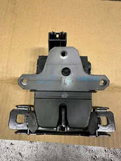 VOLVO S40 II V50 Kombi Baklucka Lås 31335047