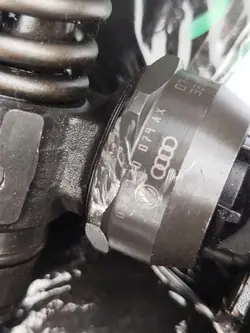VW Audi Seat 1.9 TDI insprutningspump OEM 038130073AX
