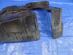 BMW OEM 7424918 Overbrengingskastschild Rechts