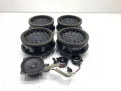 Kit Altavoces OEM 5E3035411E para Skoda Octavia IV