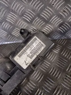 Ordinateur de Bord Renault OE OEM 8200725329