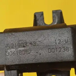 Vacuumklep Volvo V40 30618057