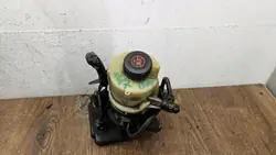 Pompe de direction assistée Renault Trafic III OEM 491100616R
