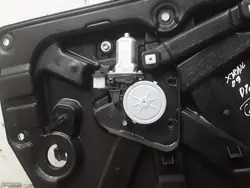 Nissan X-Trail fönsterregulator OEM 80774JG - Begagnad
