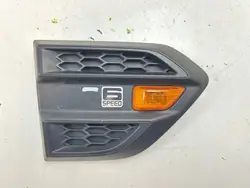Ford Ranger Jäähdyttimenritilä OEM EB3B16G000A - Käytetty