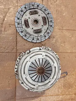 Sachs kytkinlevy ja painelaakeri OEM