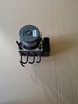 Pompe ABS OEM 58910-2K310 pour Kia Soul I 1.6