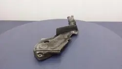Audi A6 C5 2.4B Termostaatin Kotelo OEM 078121121J