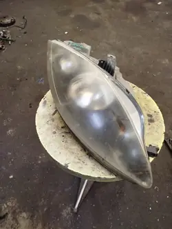 Farol dianteiro direito Seat Altea 5P1941006D