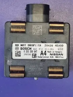Sensor Nissan Qashqai OEM 0203300847 Gebruikt