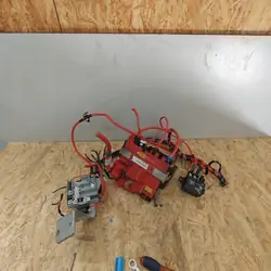 Terminal de bateria 9240490-02 BMW F10/F11