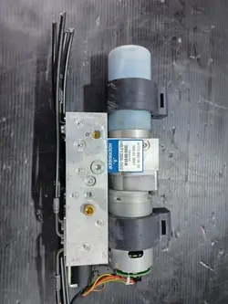 Pompe de toit Mercedes SLK R172 OEM A1728000030