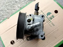 Bomba de direção assistida Ford C-Max Focus C-Max Volvo 4M51-3A696-AE