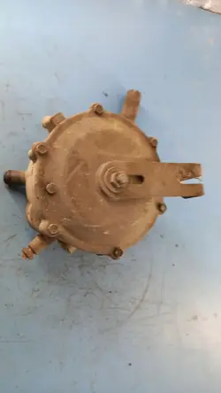 Kaasunjakaja OEM OPEL OE Opel Astra I F 93R:lle