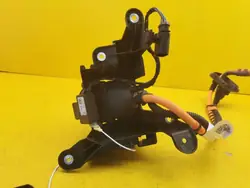 Câble de charge Audi Q8 OEM 4M8971093 - Occasion