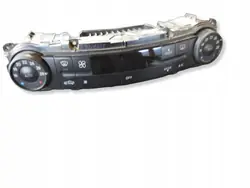 Mercedes-Benz E W211 ilmastointipaneeli OEM 2118301490