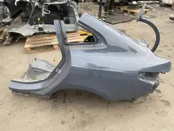 Painel lateral traseiro esquerdo BMW OEM 246416 F44 Gran Coupé