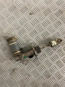 Kytkinorjaus sylinteri Mitsubishi Pajero III 3.2 DID