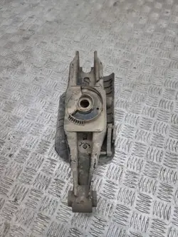 Taka jousituen OEM 1EA505311E vasen puoli Cupra Born