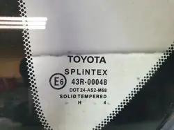 Vitre arrière Toyota Yaris OEM 43R00048 Occasion