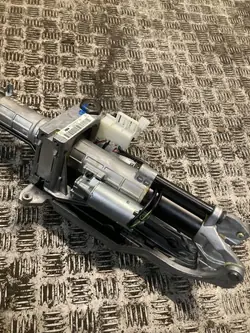 Pièce de direction Mercedes-Benz ML W164 OEM 1644601116