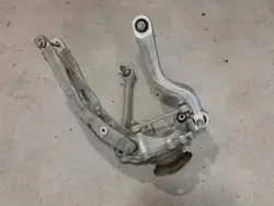 Pivot droit arrière OEM A2053400 Mercedes GLC 63 AMG