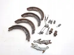 MAM57106 OEM Jarrupalat takana Mercedes SLK R171
