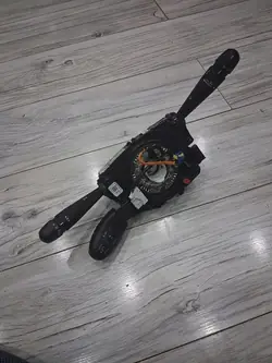 Gecombineerde schakelaar Spider Peugeot 2008 208