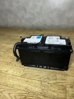 Batería BMW OEM 61217908321 - 70Ah Estado usado
