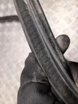 Motorhuvestäthet OEM 97054151201 Porsche Panamera
