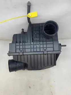 Boîtier Filtre à Air OEM 165008632R pour Renault Master
