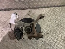 UTO41760 Moyeu de roue arrière pour Ford Mustang VI 2016