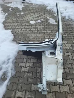Vordere rechte Kotflügel OEM XDF für Nissan Leaf II ZE1