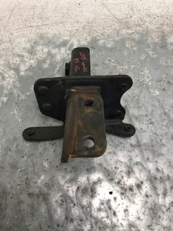 Dragkroksförstärkning OEM A2056100225 Mercedes W205