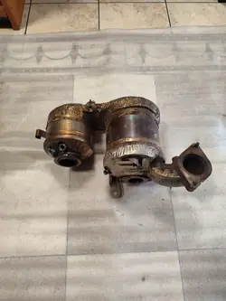 OEM KR 82329694 Begagnad Katalysator Opel Astra K