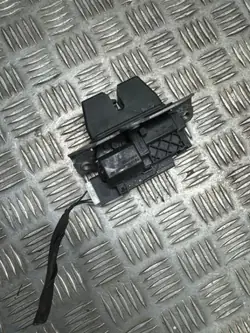 Fecho porta-malas Ford Mondeo MK5 OEM DS7A-N442A66