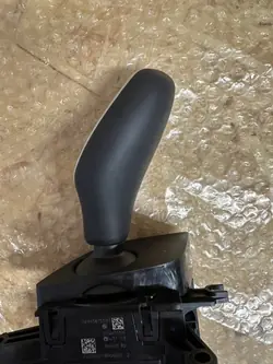 Pomo da alavanca de mudanças OEM 9458753 para BMW 5 G30 G31 LCI