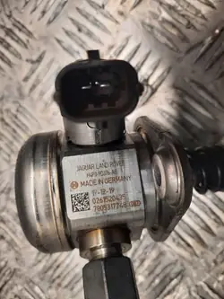 Pompe à carburant d'occasion OEM AG9E-9D376-AB Ford