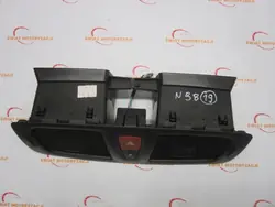 OEM RNI248106944R Mittel-Lüftungsgitter für Renault
