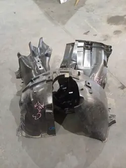 Främre höger hjulhus OEM 98580835880 för Citroen C3 IV