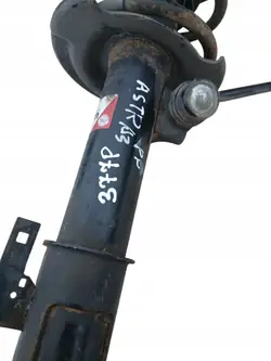 OPEL ASTRA H Oikea Etujousitus OEM