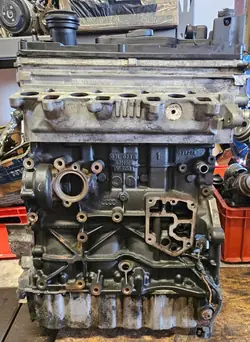Käytetty 2.0TDI 16V CR -moottori OEM CAG CAH CBB CBA CBD CEG