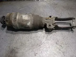 Framvänster Stötdämpare OEM 7L6616039D Begagnad