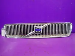 Volvo S40 I grillkant OEM Zawada-375328- Begagnad