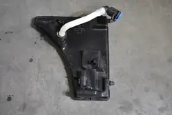 Porsche Panamera 971 OEM 974955449B pesulaitesäiliö