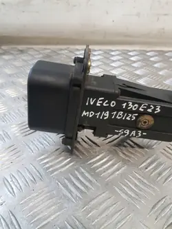 Potenciómetro del pedal del acelerador OEM 41016771 Iveco
