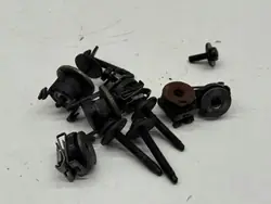 Scheinwerfer-Einstellschrauben OEM Śruby regulacji mocowania świateł |34 A6 C7