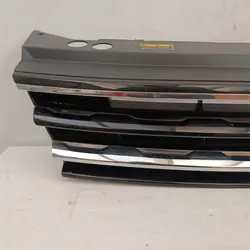 Grille VW Tiguan II OEM 5NA853653A - Occasion