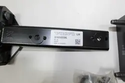 Kit de montage attelage Volvo OEM 31650597 N - Occasion